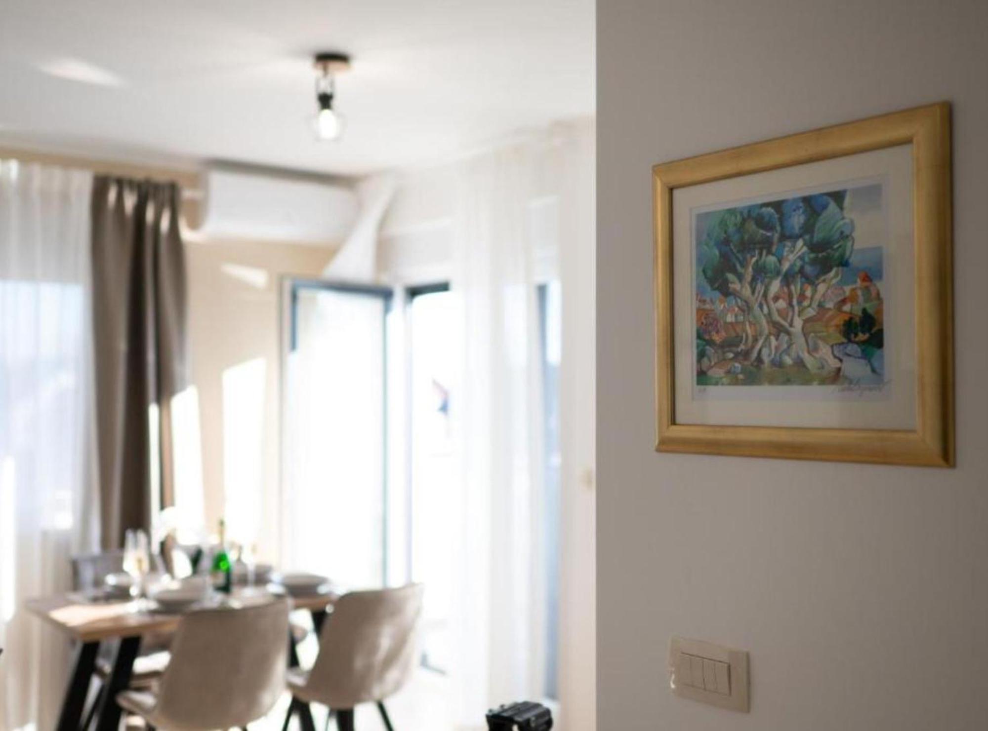Apartment Kona - Free Parking & Self Check-In Ivanja Reka Exteriör bild